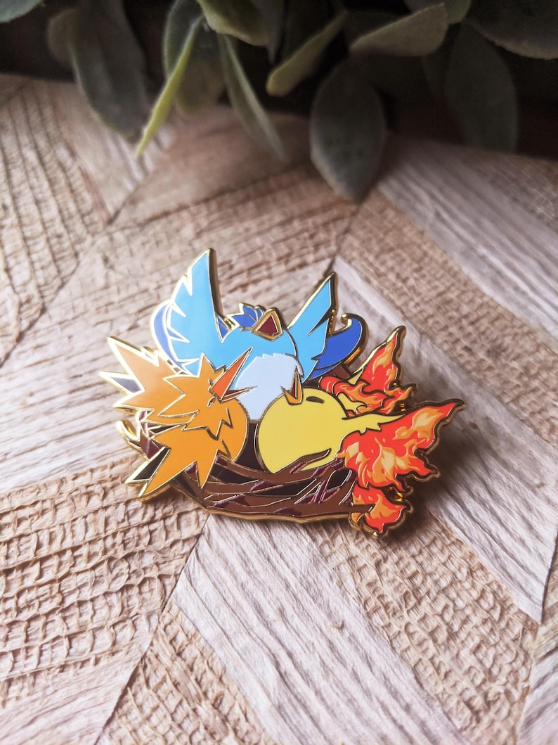 Baby Bird Legends - Hard Enamel Pin | Gold Plated | Cute Gift | Pin Collectors
