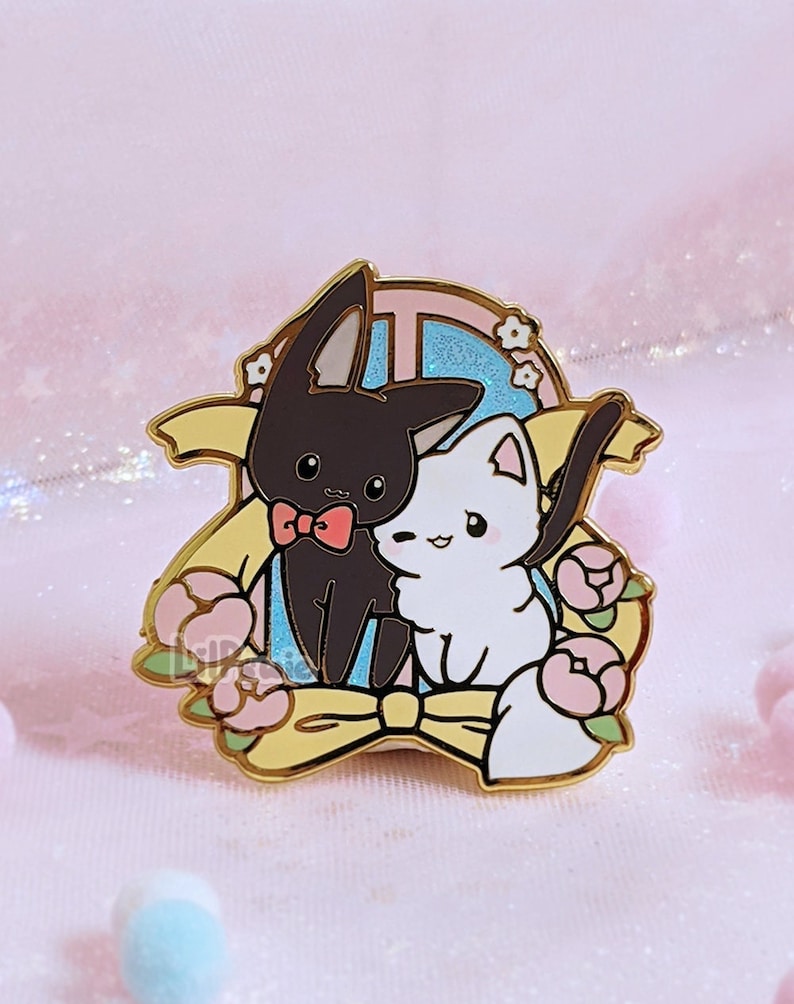 Last chance- Anime Black and White Lovely Kitties Valentine Glitter Hard Enamel Pin