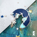Kitsune Fox Star Carrier Enamel Pin