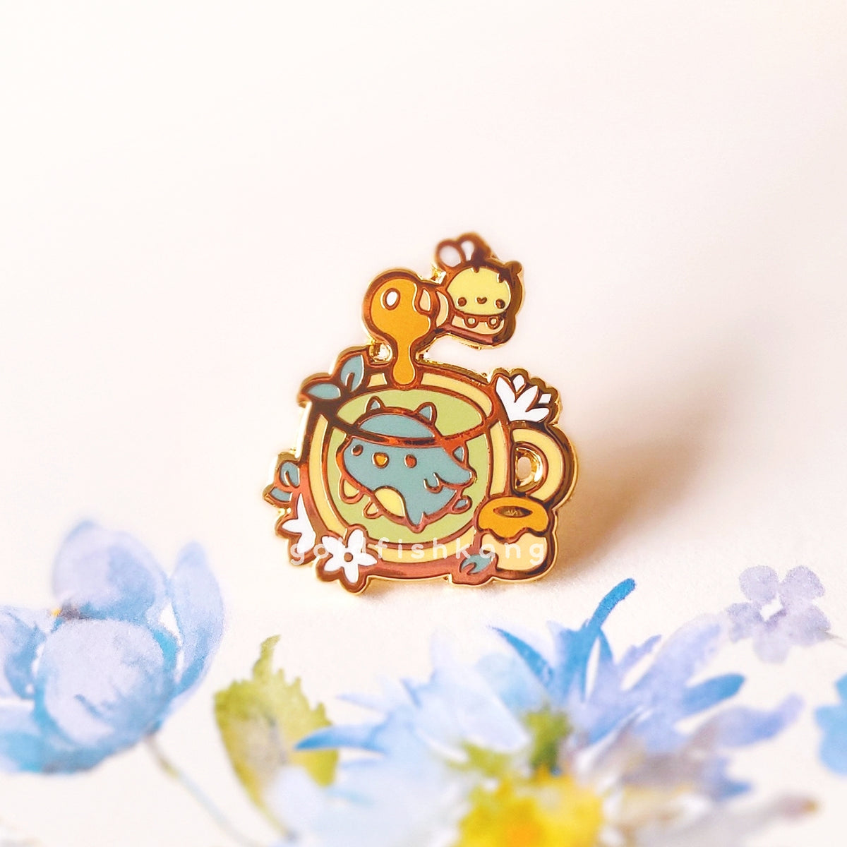 Tea Dragons Enamel Pin: Honey Green Tea