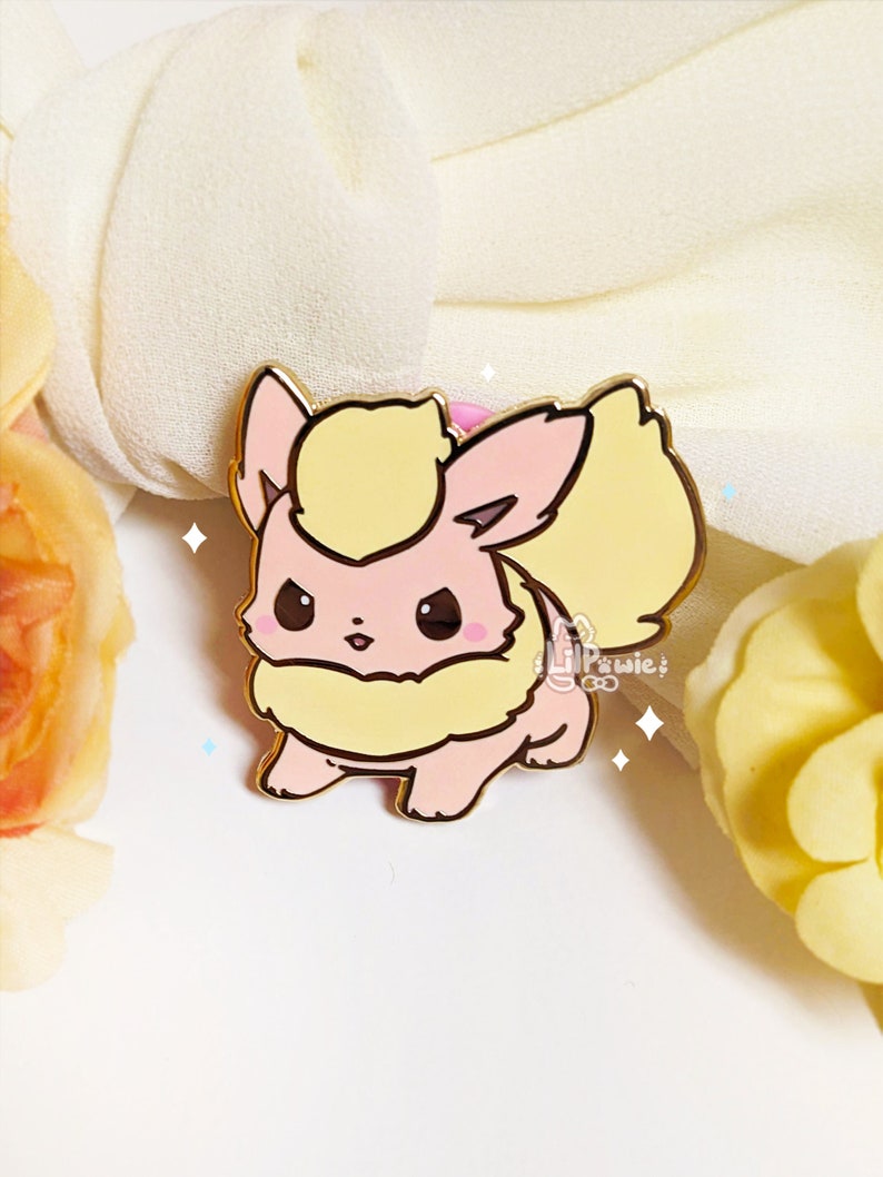 Flareon 1.3'' Gold-plated Hard Enamel Pin Baby Eeveelution Fire Type