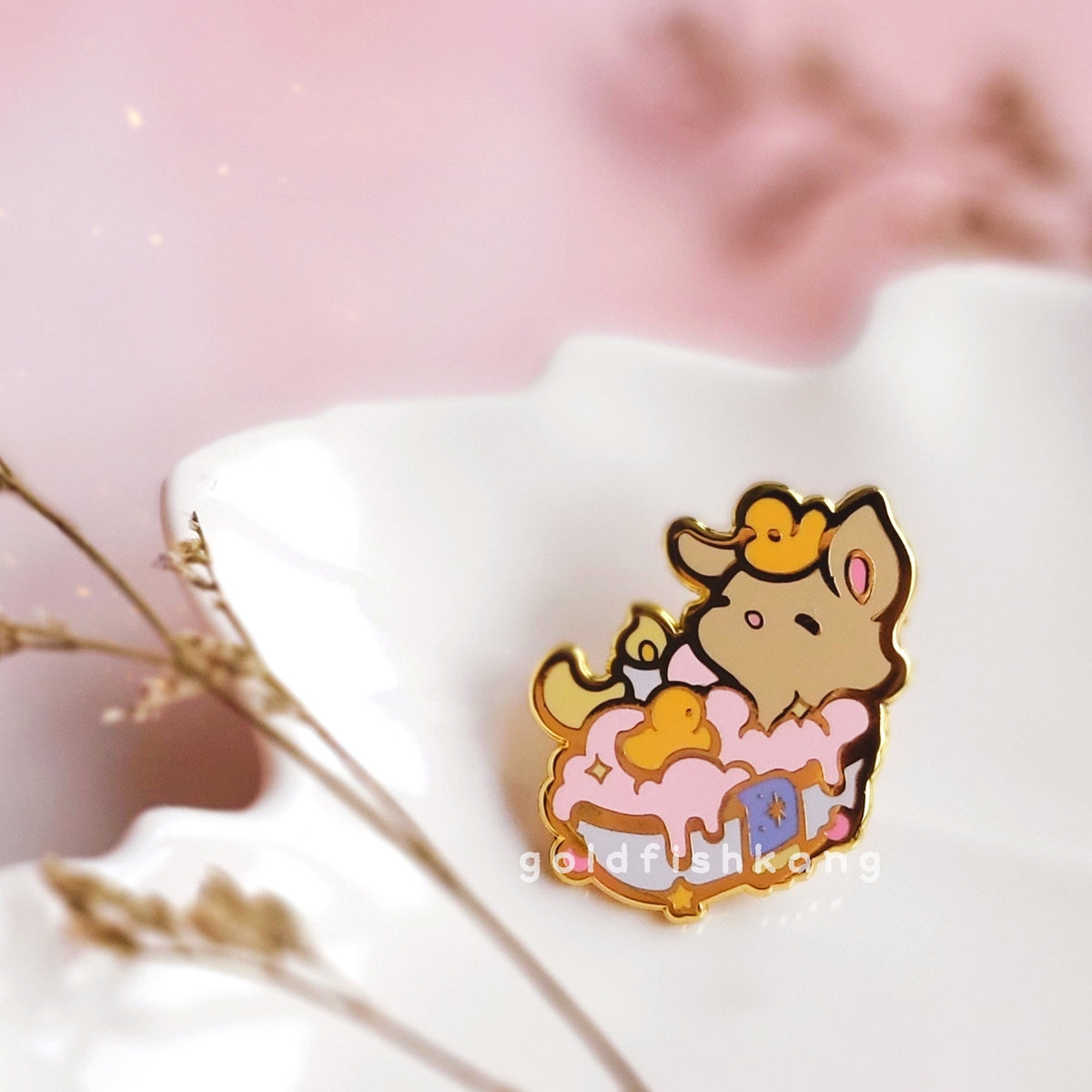 Reynard Manor Pin: Bubblebath Athena